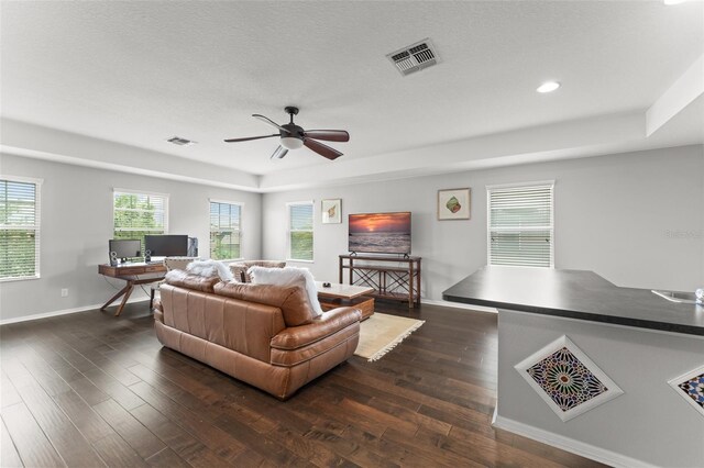 10720 Breaking Rocks Dr, Tampa, FL 33647 - photo 30