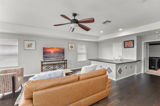10720 Breaking Rocks Dr, Tampa, FL 33647 - photo 35