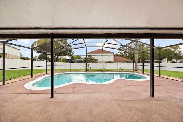 2725 White Magnolia Loop, Clermont, FL 34711 - view of pool with a patio area, a fenced backyard, and a lanai