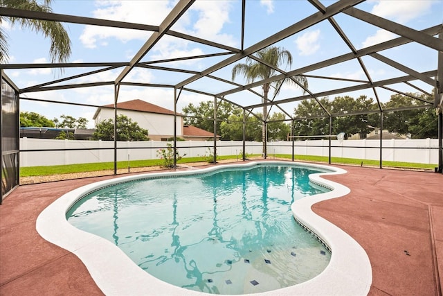 2725 White Magnolia Loop, Clermont, FL 34711 - view of pool featuring a fenced backyard, a patio area, and glass enclosure