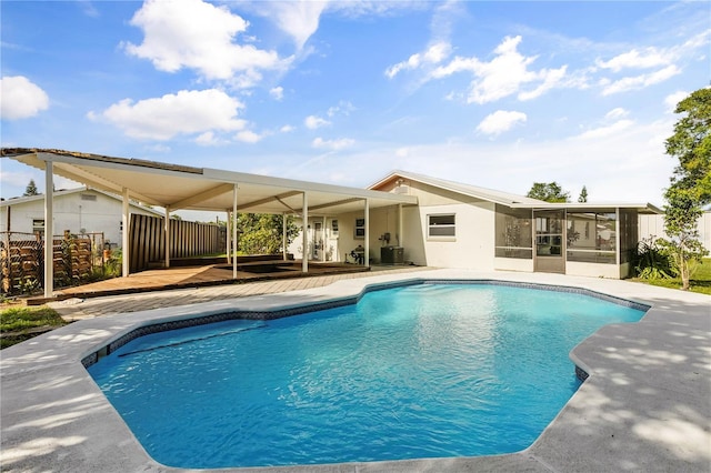 955 Tomes Ct, Orlando, FL 32825 - photo 2