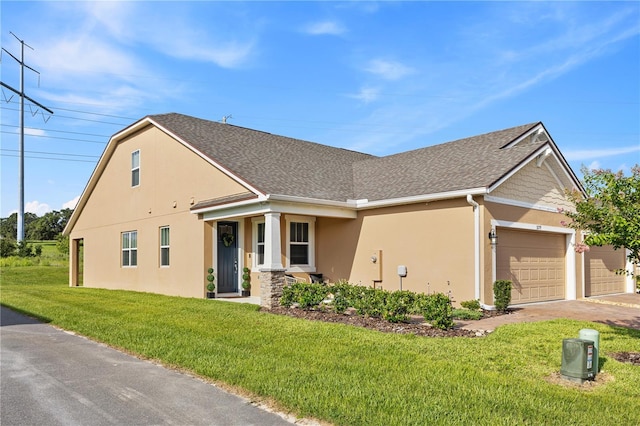 3279 Canna Lily Pl, Clermont, FL 34711 - view of front of house featuring stucco siding, a garage, a front yard, driveway, and a shingled roof