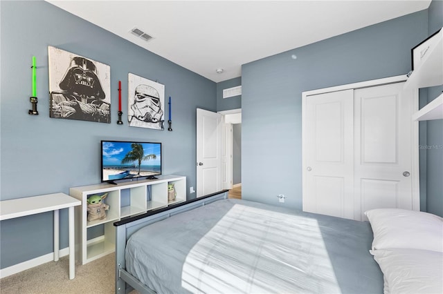 3279 Canna Lily Pl, Clermont, FL 34711 - bedroom featuring carpet flooring and a closet