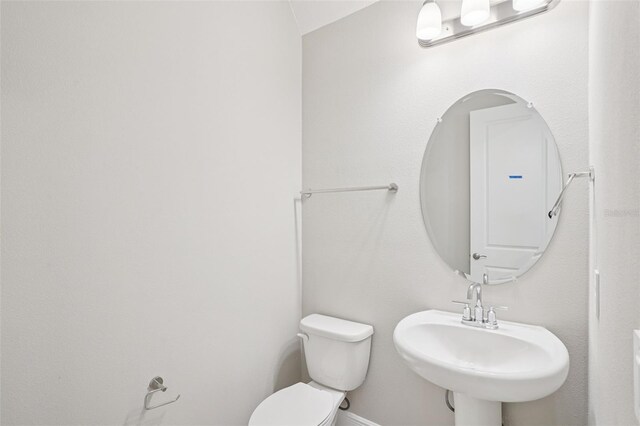 16526 Silver Brook Way, Winter Garden, FL 34787 - bathroom with toilet and a sink