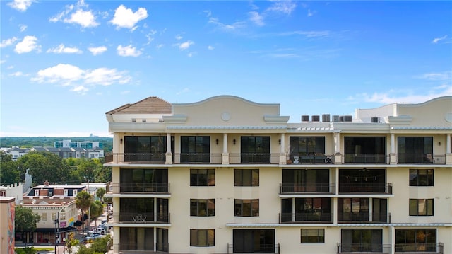 111 E Monument Ave Unit 801, Kissimmee, FL 34741 - view of apartment building / complex
