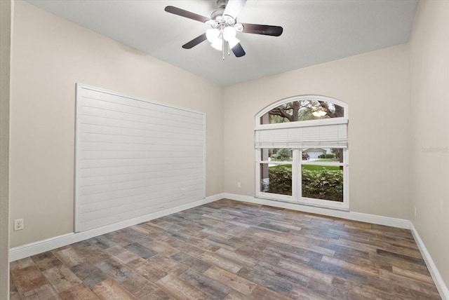 917 Southern Oak Ln, Apopka, FL 32712 - spare room with wood finished floors and ceiling fan