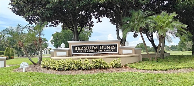 7220 Westpointe Blvd Unit 1429, Orlando, FL 32835 - community sign featuring a yard