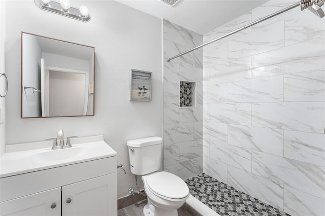 2041 Dixie Belle Dr Unit 2041C, Orlando, FL 32812 - full bath featuring vanity and tiled shower