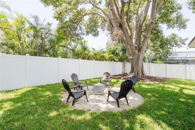 3920 Basswood Dr, Sarasota, FL 34232 - view of fenced backyard