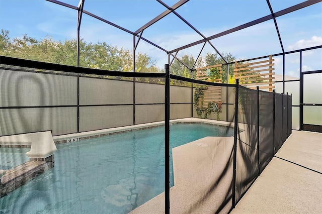 4429 Ganesha Loop, Kissimmee, FL 34746 - outdoor pool featuring glass enclosure