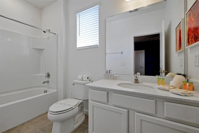 4429 Ganesha Loop, Kissimmee, FL 34746 - bathroom featuring vanity, shower / washtub combination, and tile patterned floors