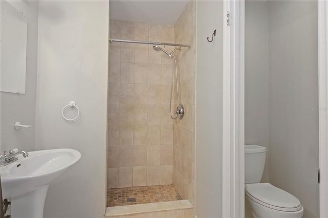 1026 Mccully Ct, Oviedo, FL 32765 - full bathroom with tiled shower