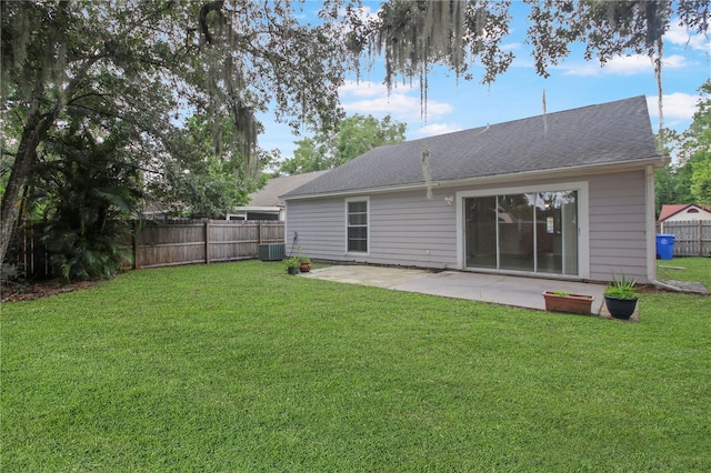 1026 Mccully Ct, Oviedo, FL 32765 - back of property featuring a patio and a shingled roof