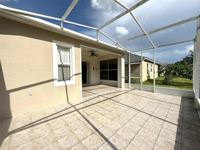 3539 Maple Ridge Loop, Kissimmee, FL 34741 - unfurnished sunroom with ceiling fan