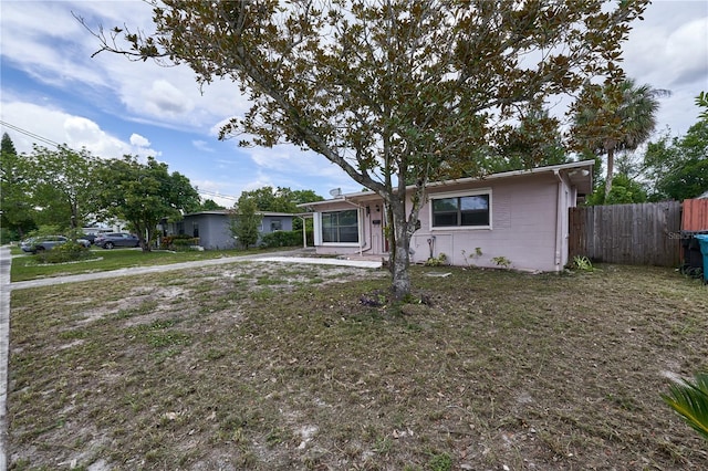 535 Romano Ave, Orlando, FL 32807 - ranch-style home featuring concrete block siding