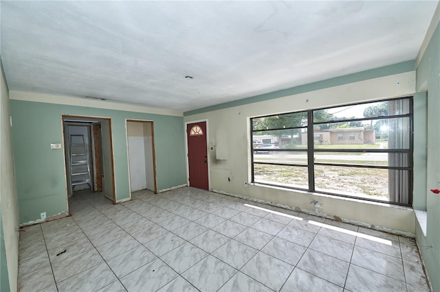 535 Romano Ave, Orlando, FL 32807 - spare room featuring healthy amount of natural light