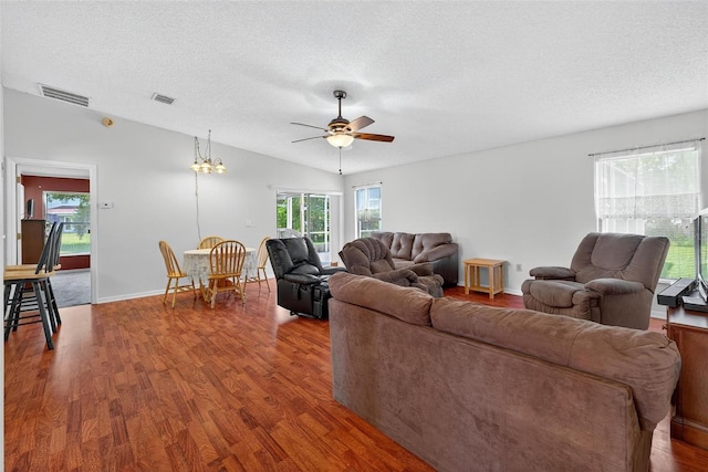 909 Hendon Pl, Kissimmee, FL 34758 - photo 4