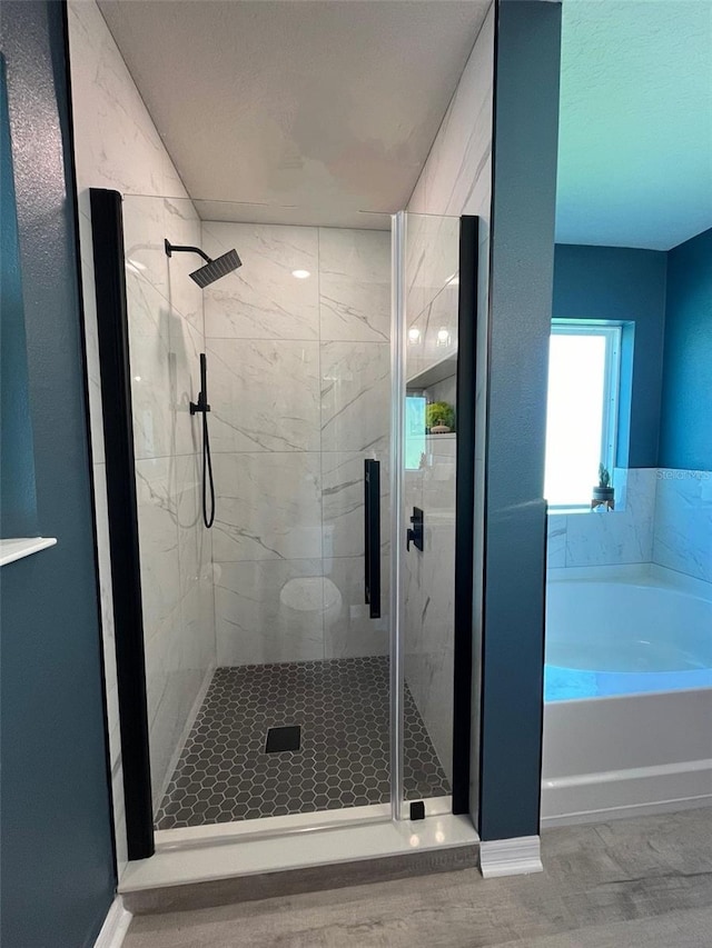 3028 Lakes Crest Ave, Saint Cloud, FL 34772 - full bath with a bath and a marble finish shower