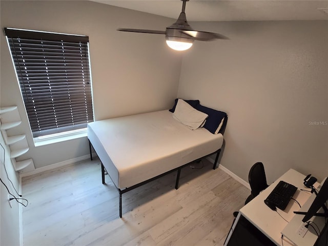 3028 Lakes Crest Ave, Saint Cloud, FL 34772 - bedroom with light wood finished floors and a ceiling fan
