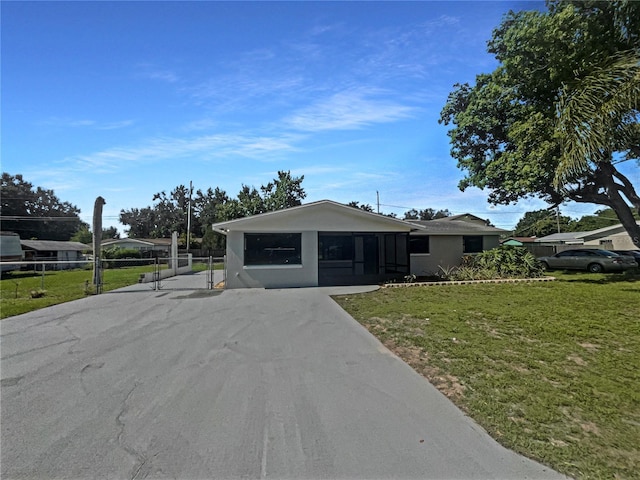 2575 King Ave, Auburndale, FL 33823 - view of front of house featuring a gate