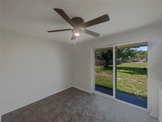 2575 King Ave, Auburndale, FL 33823 - empty room featuring a ceiling fan