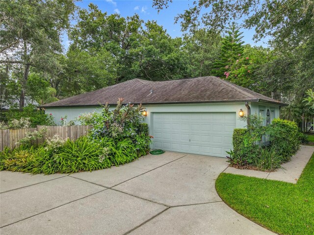 2353 Kingscrest Cir, Apopka, FL 32712 - garage featuring driveway