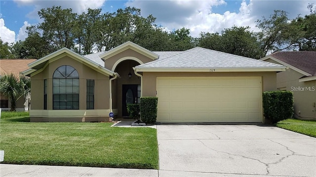 1524 Crawford Dr, Apopka, FL 32703 - single story home featuring driveway, a front lawn, a garage, stucco siding, and roof with shingles