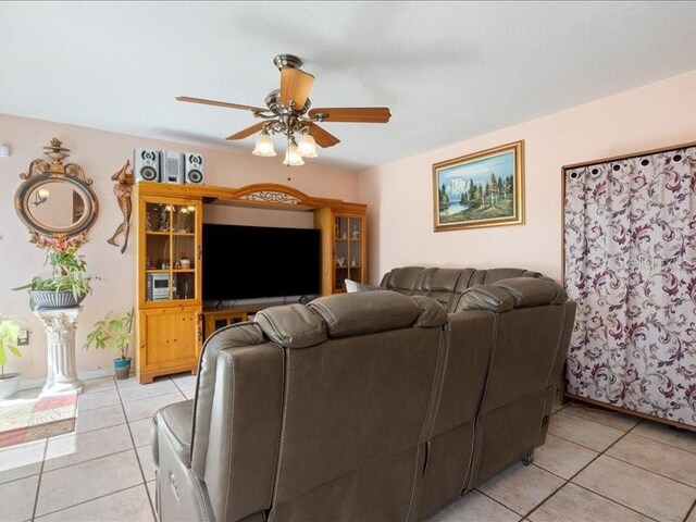 961 SW 98th Ave, Pembroke Pines, FL 33025 - living room with light tile patterned floors and ceiling fan