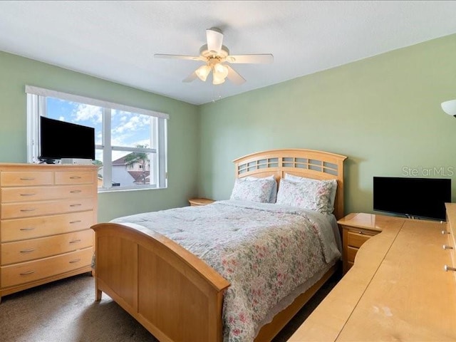 961 SW 98th Ave, Pembroke Pines, FL 33025 - bedroom with ceiling fan