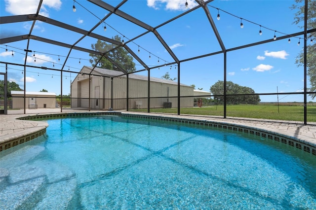 2921 Lake Tohopekaliga Blvd, Kissimmee, FL 34746 - outdoor pool featuring a lanai and a patio