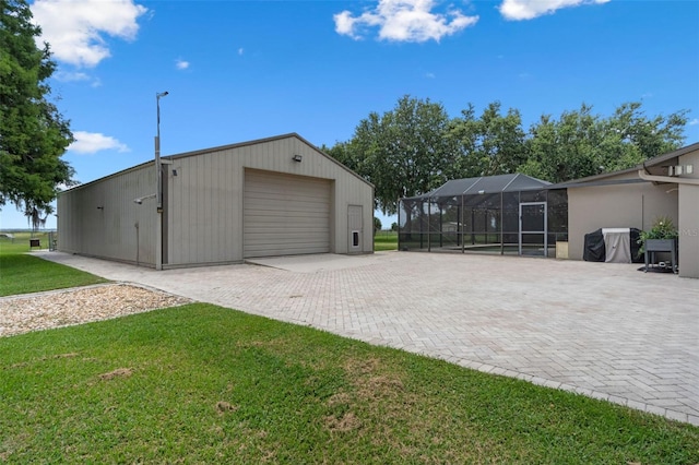 2921 Lake Tohopekaliga Blvd, Kissimmee, FL 34746 - detached garage with decorative driveway