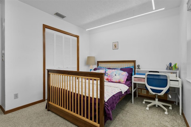 2921 Lake Tohopekaliga Blvd, Kissimmee, FL 34746 - bedroom featuring carpet flooring and a closet