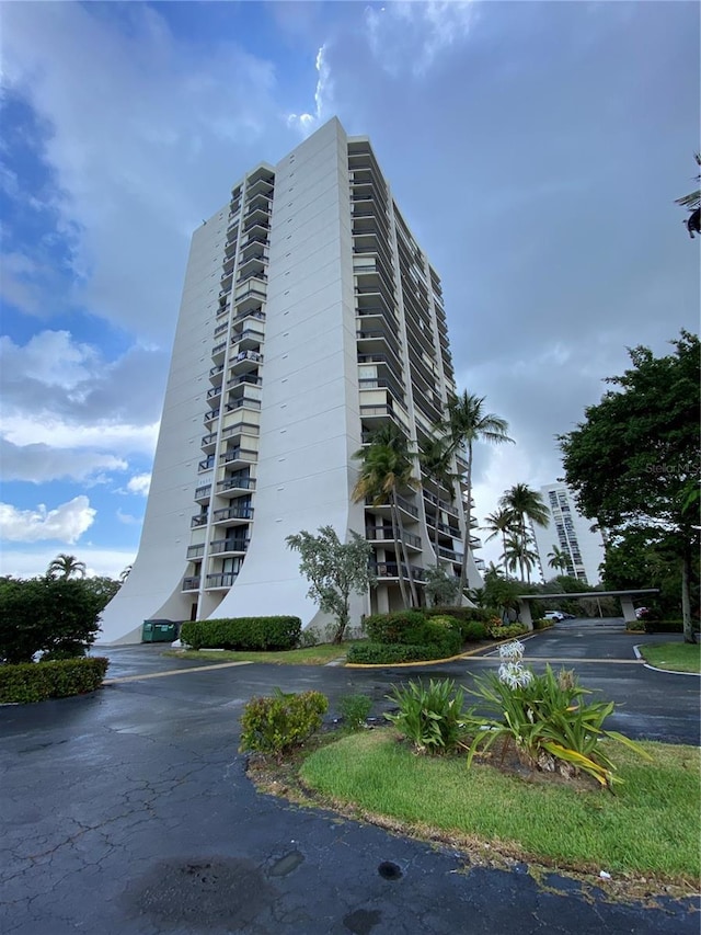 2400 Presidential Way Unit 1104, West Palm Beach, FL 33401 - view of apartment building / complex