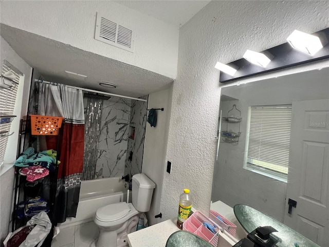 223 Hope Cir, Orlando, FL 32811 - full bathroom featuring a textured wall, shower / bath combination with curtain, vanity, and a textured ceiling