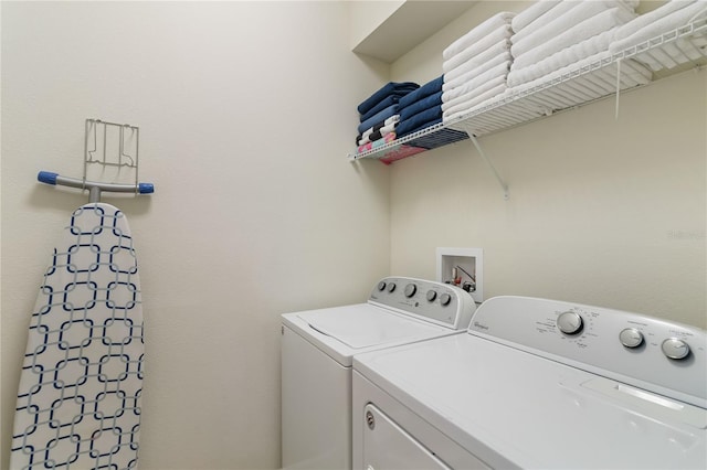 2108 Morocco Way, Kissimmee, FL 34747 - washroom featuring washing machine and clothes dryer