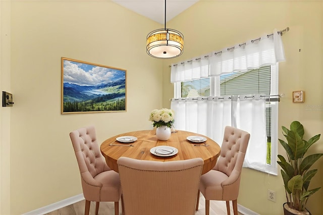 956 Chula Ct, Lady Lake, FL 32159 - dining area with baseboards