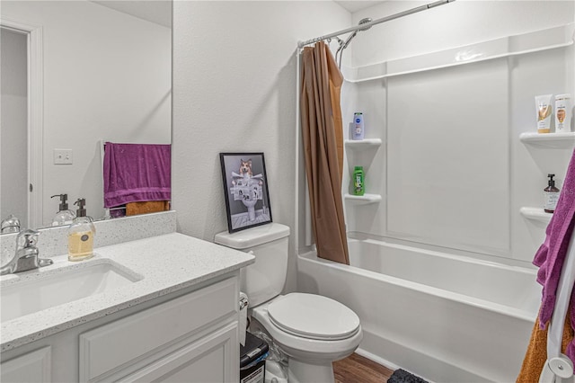 13 Ryken Ln, Palm Coast, FL 32164 - bathroom featuring vanity, shower / bath combo, and wood finished floors