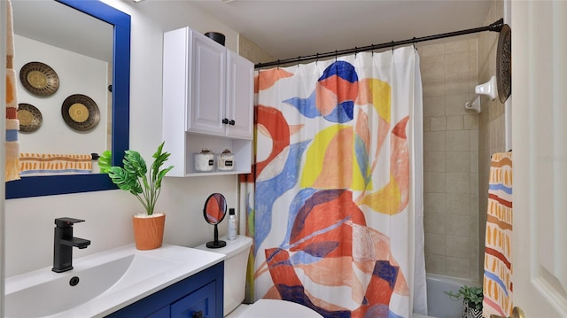 145 N Halifax Ave Unit 705, Daytona Beach, FL 32118 - full bath with vanity and shower / tub combo with curtain