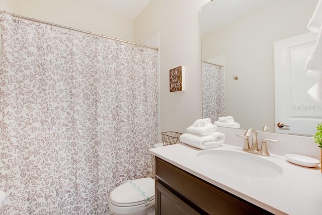 8982 Cabot Cliffs Dr, Davenport, FL 33896 - full bathroom with vanity and toilet