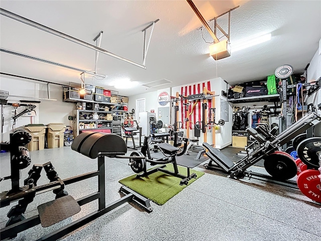 31980 Geoff Way, Sorrento, FL 32776 - garage with a garage door opener