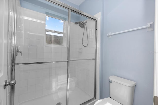 4733 Cliveden Loop, Sanford, FL 32773 - bathroom featuring a tile shower