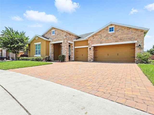 918 Blackthorn Dr, Apopka, FL 32703 - photo 2