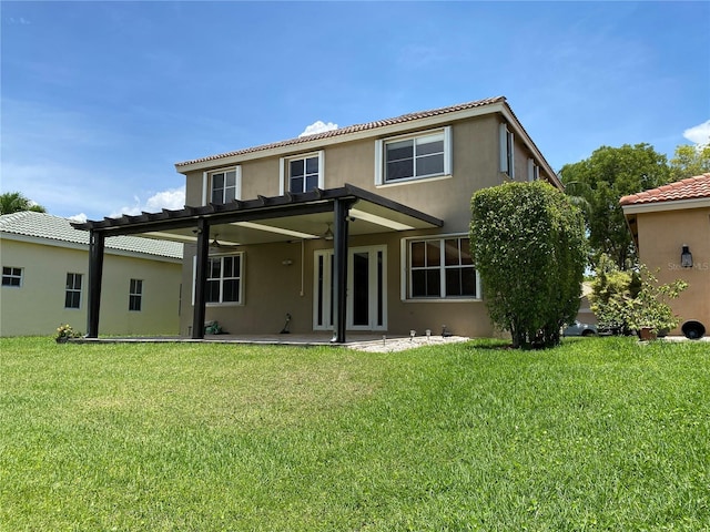 4375 Foxtail Ln, Weston, FL 33331 - back of property with stucco siding, a yard, a ceiling fan, and a patio