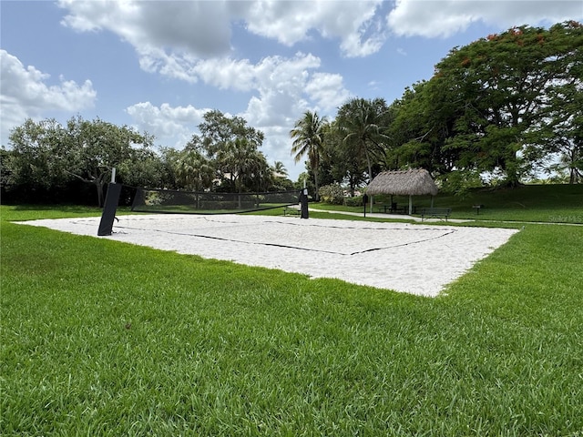 4375 Foxtail Ln, Weston, FL 33331 - view of property's community featuring volleyball court, a gazebo, and a lawn