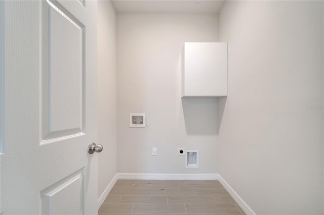 172 S Zuni Rd, Saint Cloud, FL 34771 - laundry area featuring electric dryer hookup and washer hookup