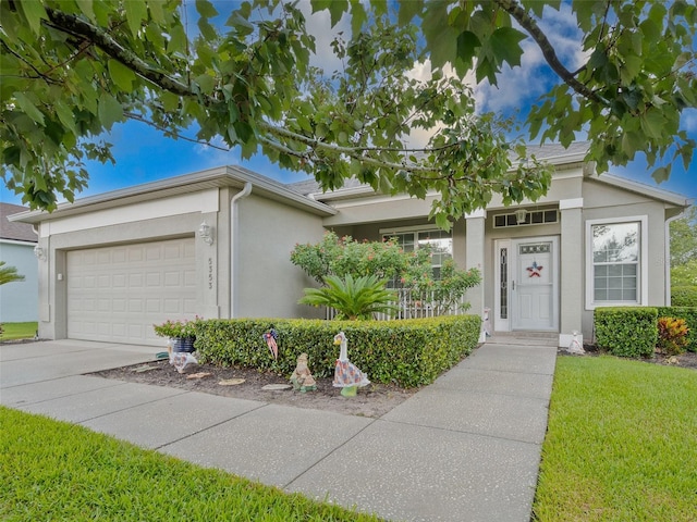 5353 Red Leaf Ct, Oviedo, FL 32765 - photo 1