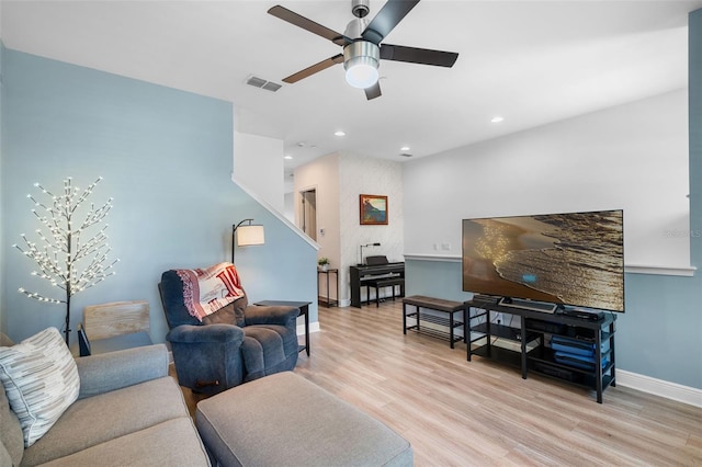 528 Lanark Ct, Orlando, FL 32806 - photo 14