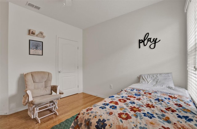 2216 Sequoia Way, Davenport, FL 33896 - bedroom with light wood-style floors and a ceiling fan