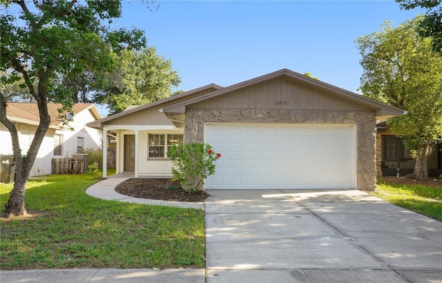 10519 Wyndcliff Dr, Orlando, FL 32817 - photo 1