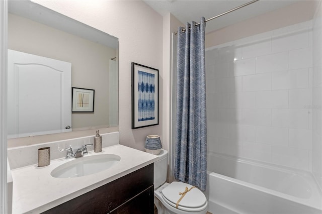 3349 Wynwood Forest Dr, Ocoee, FL 34761 - full bathroom with vanity and shower / bathtub combination with curtain